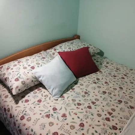 Airport T&t Apartment *
